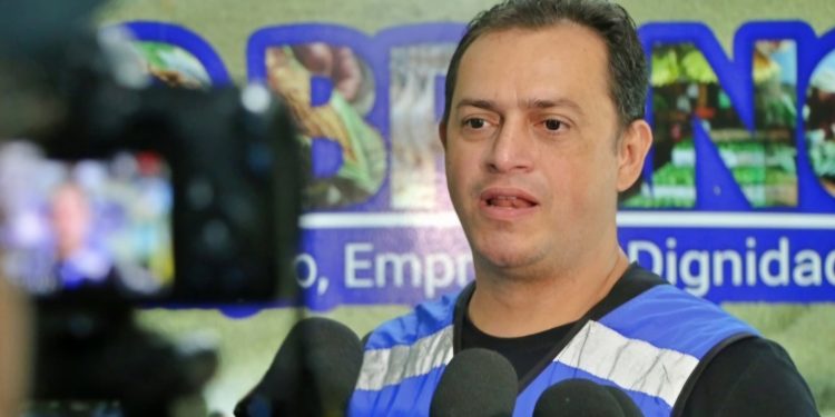 Saerb suspende fornecimento de água no Manoel Julião; bairros com altos débitos também serão interrompidos