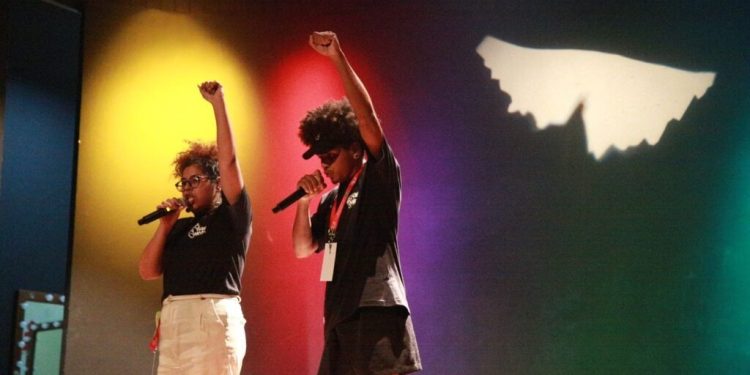 Campeonato acreano de poesia falada acontece neste domingo no Casarão; prêmios somam R$3 mil