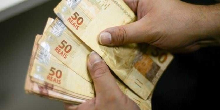 Pagamentos de fevereiro serão realizados nesta semana e sistema de folha salarial é modernizado