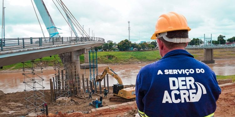 Obras de recuperação da Passarela Joaquim Macedo devem ser concluídas em setembro