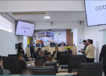 Gastos de luxo na Câmara de Rio Branco continuam mesmo com promessa de redução