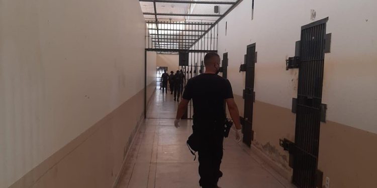 Sindpol/AC elabora relatório situacional sobre sistema penal do Acre para autoridades