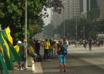 O patriotismo vassalo e o perpetuum golpismo da extrema direita