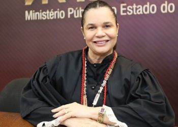 Reconhecimento nacional: Patrícia Rêgo é condecorada com Diploma Bertha Lutz no Senado
