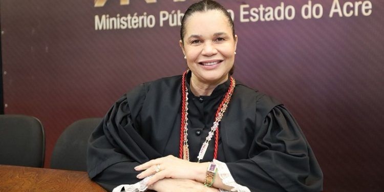 Reconhecimento nacional: Patrícia Rêgo é condecorada com Diploma Bertha Lutz no Senado
