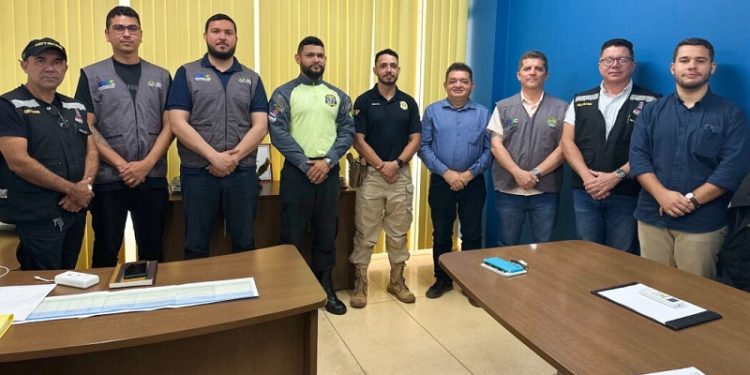 Cooperação técnica entre forças de fiscalização intensifica combate ao transporte clandestino em Rio Branco