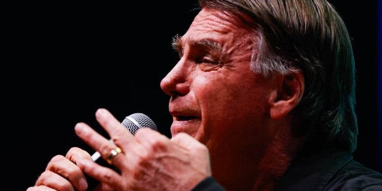 Bolsonaro chama julgamento de ‘perseguição política’ e tentativa de impedi-lo em 2026