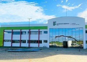 Com salários de até R$ 7,3 mil, Ifac lança edital para contratação temporária de professores em Cruzeiro do Sul