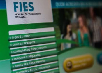 Fies: instituições de ensino têm até hoje para confirmar participação