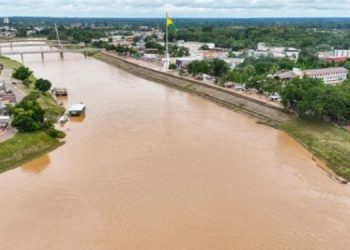 Saque calamidade para famílias atingidas pela cheia do Rio Acre na capital é liberado; saiba como funciona