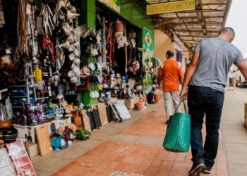 Centro de Rio Branco será principal destino de compras no Dia das Mães, diz pesquisa