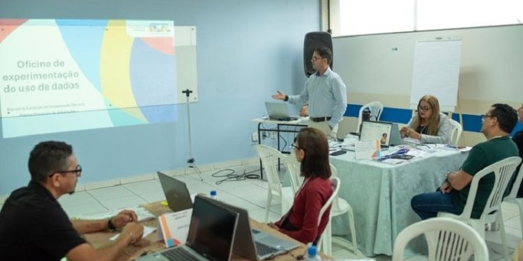 MEC promove encontros no Acre e no Amapá para orientar elaboração dos novos planos de educação