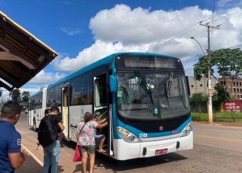 Portal de transparência do transporte coletivo está desatualizado desde 2020, afirma vereador de Rio Branco
