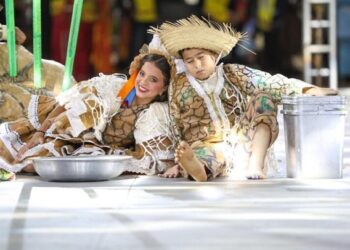 Dupla mirim da Malucos na Roça homenageia lavadeiras e conquista 1º lugar no concurso junino