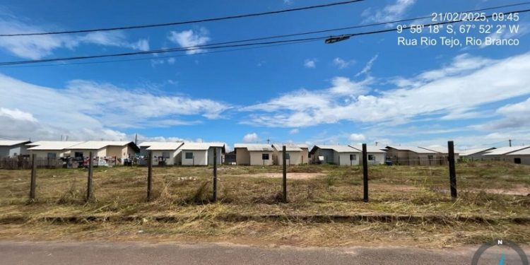 Leilão presencial de cinco terrenos urbanos será realizado em Rio Branco