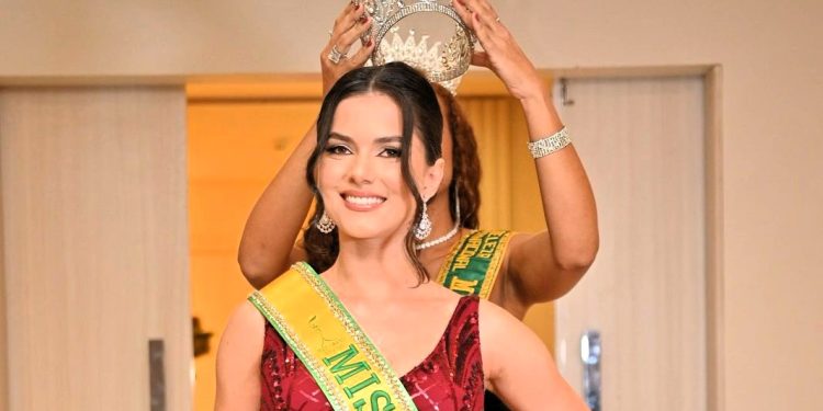 CLÁUDIA SOUZA  02/06