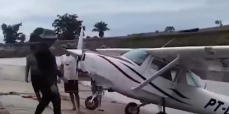 Piloto envolvido em acidente aéreo no AC é absolvido após ser preso com 400 kg de drogas em SP