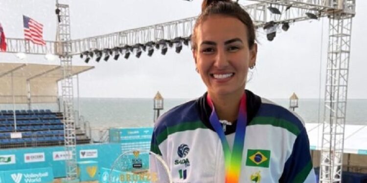 Acreana sobe ao pódio na China e conquista bronze no Mundial de Vôlei de Praia