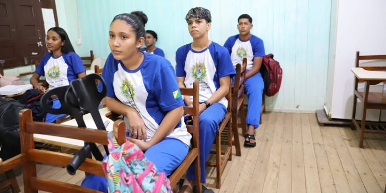 Pré-Enem Legal incentiva preparação de alunos do Acre para Enem 2025