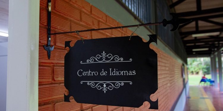 Cursos gratuitos de idiomas para comunidade externa e acadêmica são ofertados pela Ufac