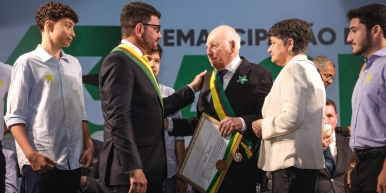 Confira quem foram os homenageados no aniversário de 63 anos do Acre