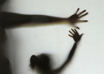 Acre registra quase 2 mil casos de violência sexual contra crianças e adolescentes entre 2022 e 2025