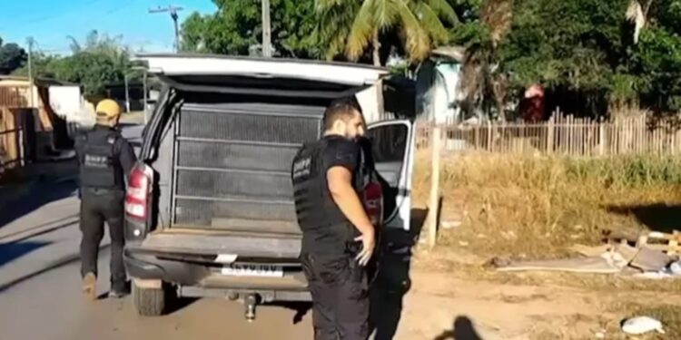 Polícia prende envolvidos na morte de mulher em situação de rua cujo corpo foi encontrado esquartejado no Rio Acre