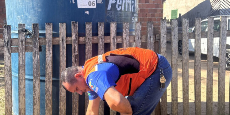 Ações emergenciais: prefeitura de Rio Branco leva água potável às famílias afetadas pela seca