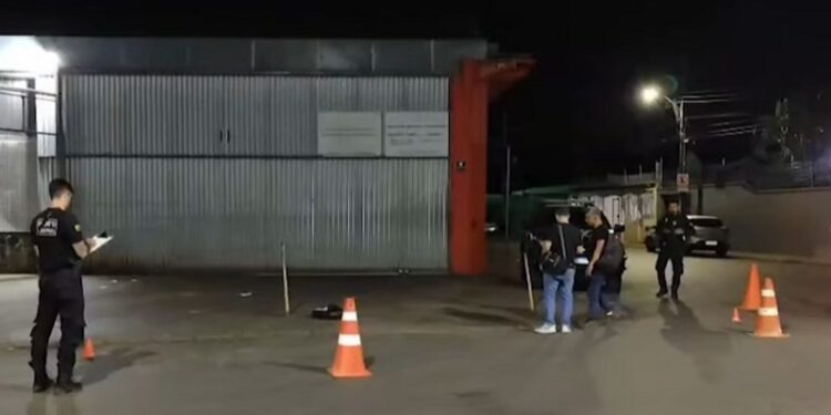 Nova reconstituição do caso Juliana Chaar é realizada pela perícia para esclarecer uso de arma encontrada em caminhonete