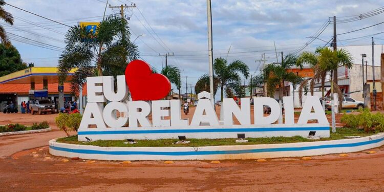 Município de Acrelândia retifica resultado oficial de processo seletivo para contratação de professores