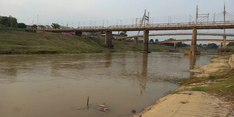 Sem chuvas há mais de 20 dias, Acre vive seca extrema e ativa plano emergencial de abastecimento