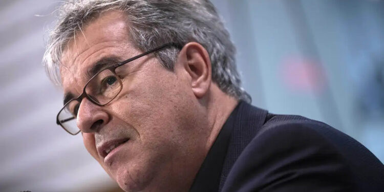 Tarifaço não é “problema comercial” com EUA, diz Jorge Viana