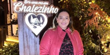 CLÁUDIA SOUZA  15/08