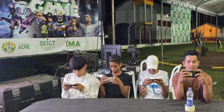 Festival do Açaí em Feijó leva campeonato de Free Fire e oficinas para jovens