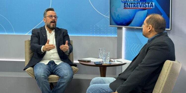 Alan Rick alerta para lentidão nas obras no Acre: “Faltam projetos, estrutura e capacidade técnica”