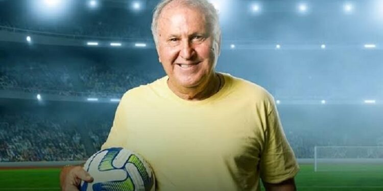 Zico vai palestrar sobre o papel do líder no Ginásio do Sesc nesta segunda (15)