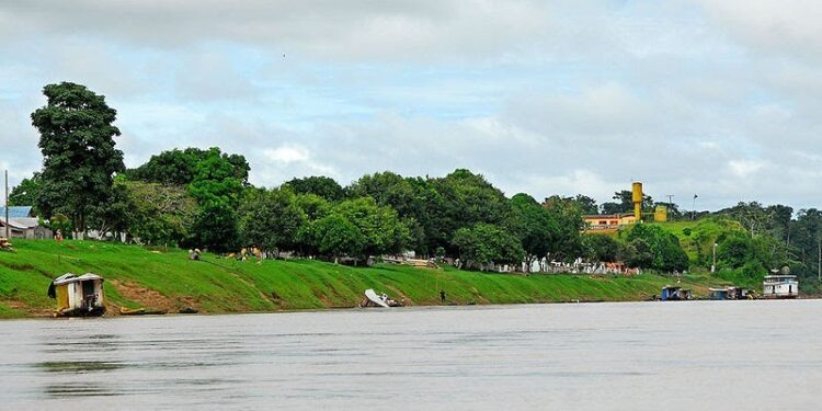 Santa Rosa do Purus abre inscrições para contratação emergencial em diversas áreas