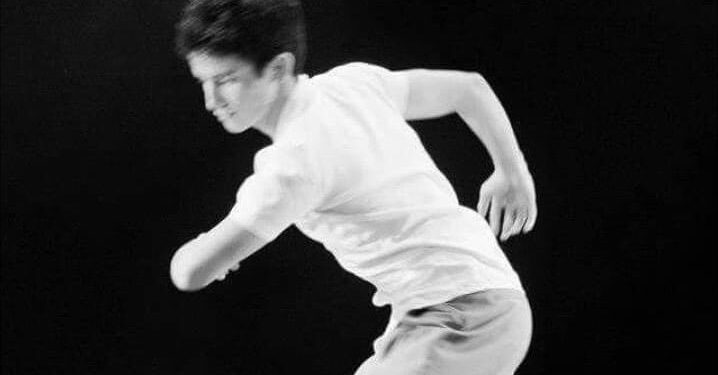 Bailarino do Pé Rachado: Acreano apresenta pesquisa e compartilha exercícios em livro sobre dança