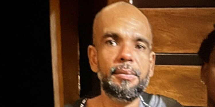 Feminicídio em Cruzeiro do Sul: mulher é assassinada a facadas pelo companheiro