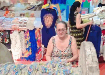 A maior renda do mundo está localizada no Centro das Rendeiras de Aquiráz no Ceará, que em breve estará no “Guinness Book”