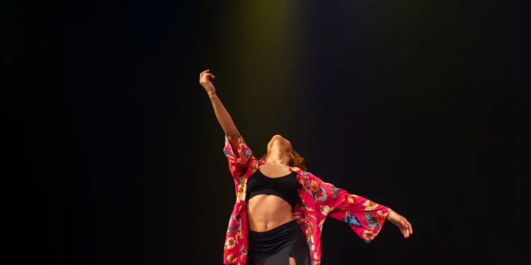 Espetáculo “Tudo Tem Donato” celebra o legado do músico acreano em dança e movimento