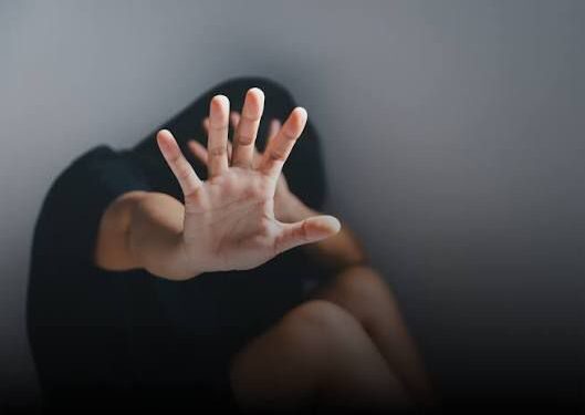 Feminicídio: homem é preso em flagrante suspeito de matar esposa com um tiro de espingarda em Feijó