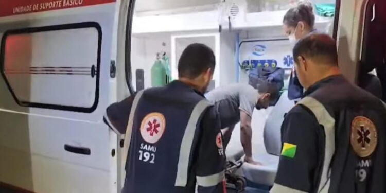 Homem é ferido a tiros e pede socorro três dias após o crime, em Rio Branco