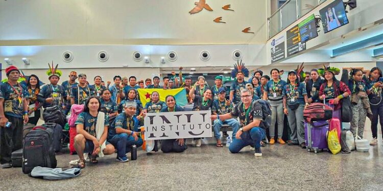 “Pelo clima e pela Amazônia, a resposta somos nós”: cerca de 100 indígenas do Acre participam da COP30 em Belém