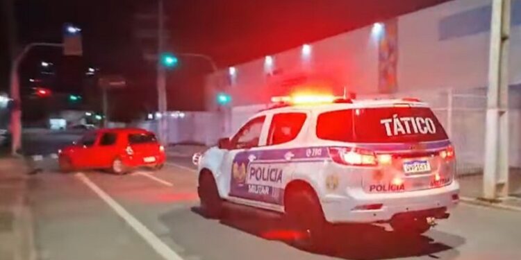 Motorista de aplicativo é sequestrado e agredido durante corrida em Rio Branco