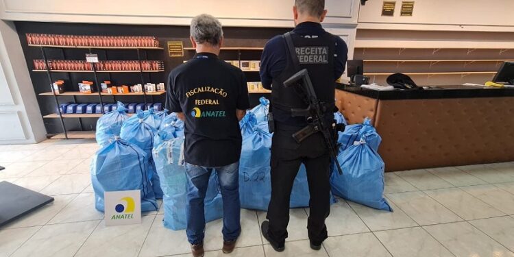 Operação Black Friday foi deflagrada em Rio Branco pela Receita Federal e Anatel
