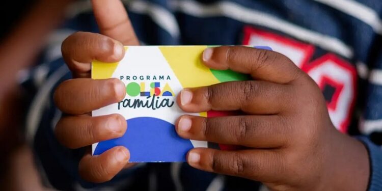 Caixa conclui pagamento da parcela de novembro do Bolsa Família