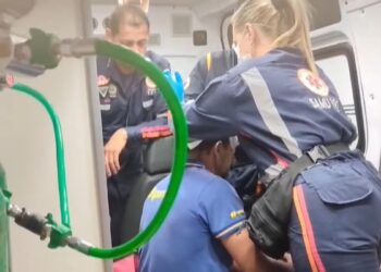 Frentista reage a assalto e é atingido por tiro de raspão na cabeça em Rio Branco