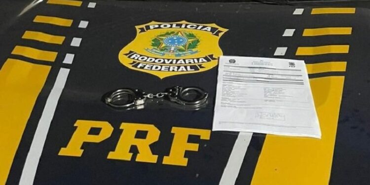 Em Rio Branco, mandado de prisão durante fiscalização na BR-364 é cumprido