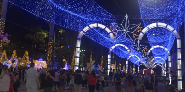 Chuvas intensas levam Prefeitura a adiar acendimento das luzes de Natal em Rio Branco